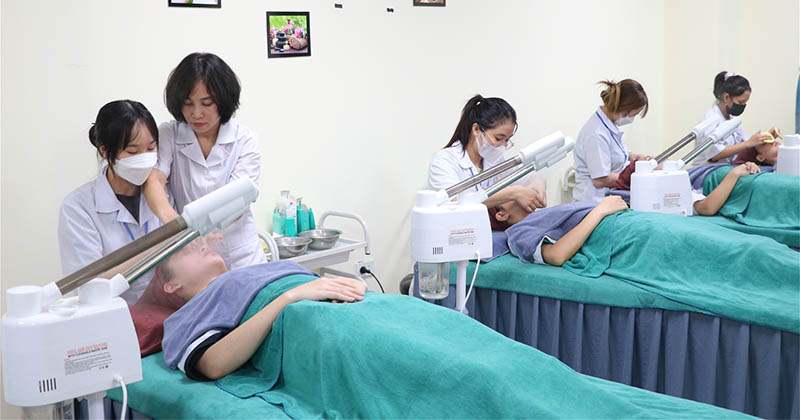 trung cấp ngành chăm sóc sắc đẹp