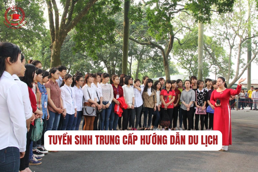 Tuyển sinh Trung cấp Hướng dẫn du lịch