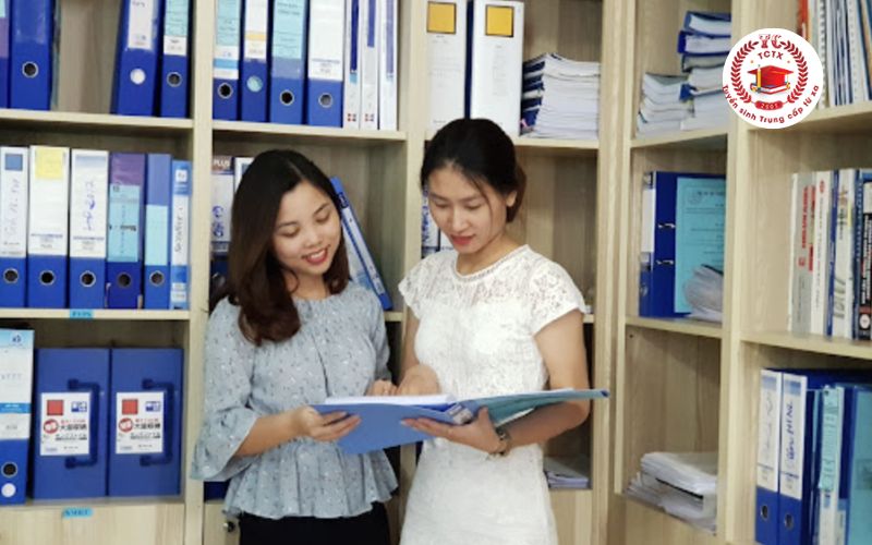 Học online Trung cấp Văn thư hành chính học như thế nào?