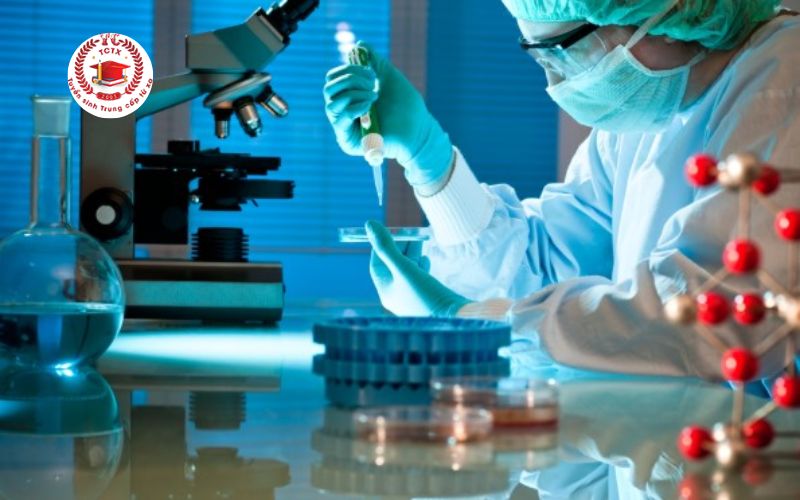 Học phí ngành Cao đẳng Kỹ thuật Dược