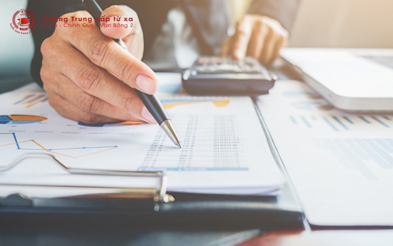Chương trình đào tạo sát thực tế – Dễ áp dụng ngay khi học