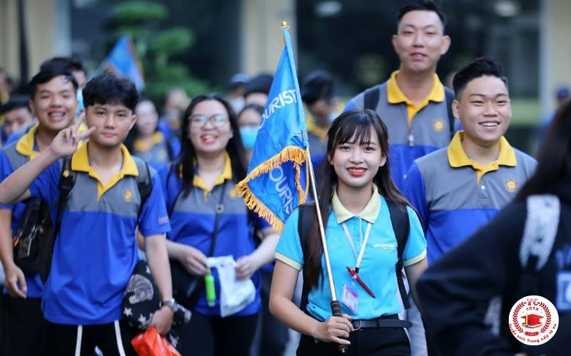 Mục tiêu đào tạo Trung cấp Hướng dẫn du lịch