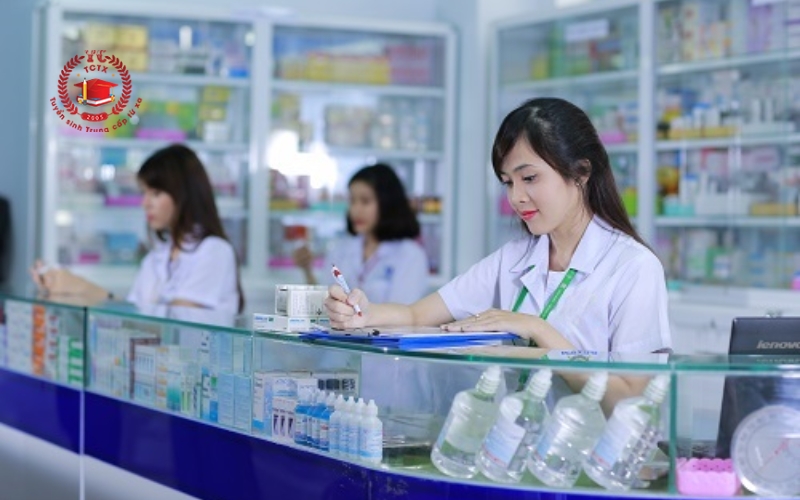 Chương trình khung Trung cấp Dược cấp tốc