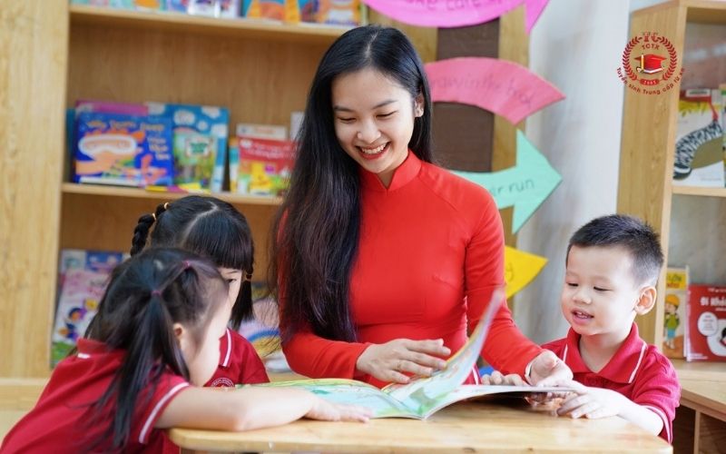 Học Cao đẳng ngành Sư phạm mầm non ra trường có thể làm gì?