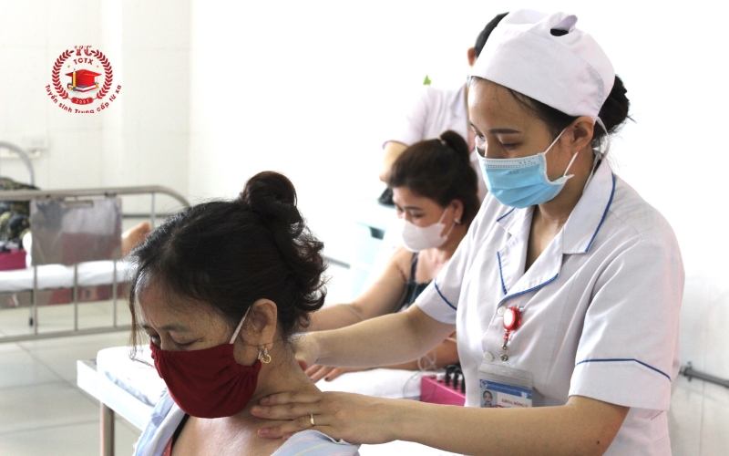 Thông tin tuyển sinh Trung cấp Điều dưỡng từ xa