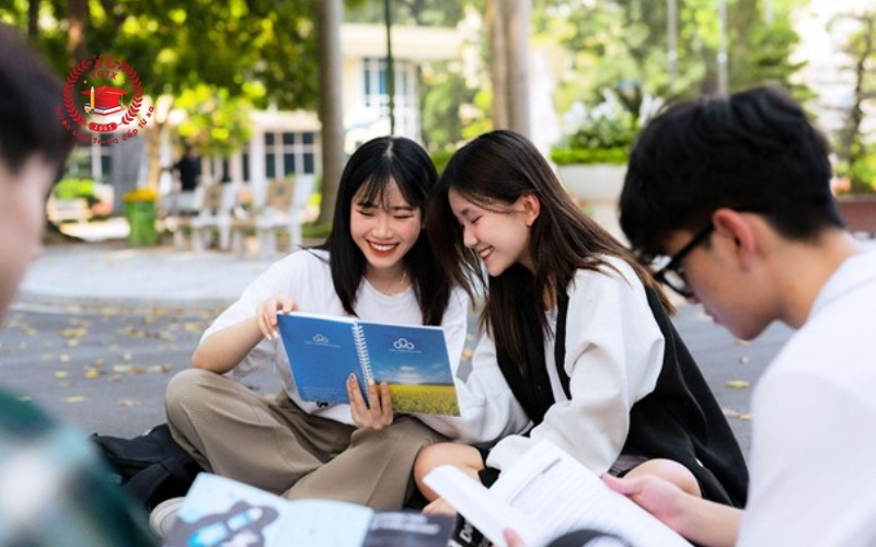 Thông tin tuyển sinh văn bằng 2 Trung cấp quản trị kinh doanh