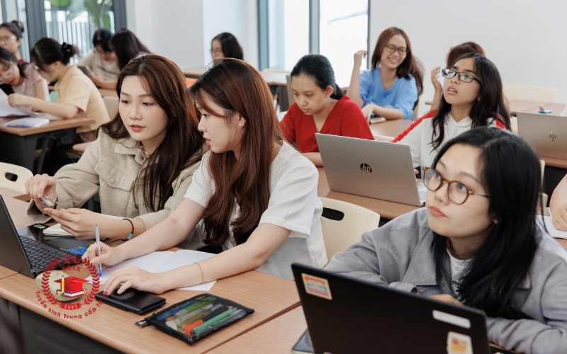 Chương trình khung Trung cấp Kế toán doanh nghiệp