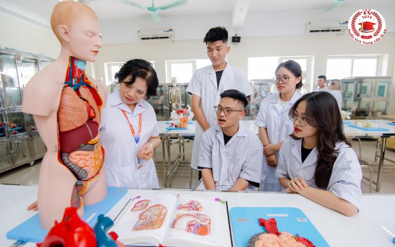 Thông tin xét tuyển Trung cấp Y học cổ truyền 
