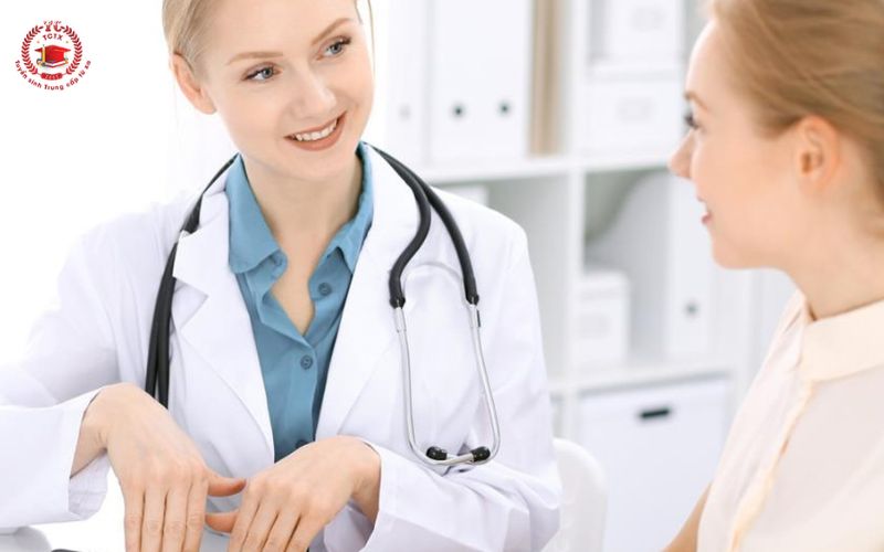 Học Trung cấp ngành Y sĩ đa khoa có những ưu điểm và hạn chế gì?