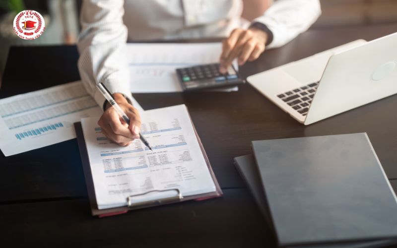 Lý do nhiều người chọn học Cao đẳng Văn thư hành chính?