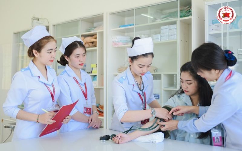 Mục tiêu đào tạo Trung cấp Y sĩ đa khoa hệ vừa học vừa làm