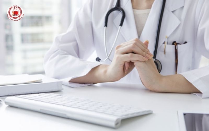 Tìm hiểu chung về Trung cấp ngành Y sĩ đa khoa online