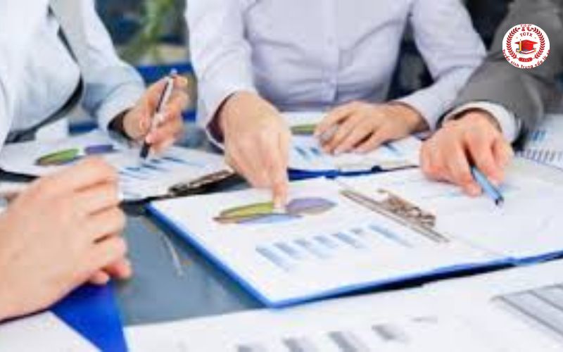 Ai nên học Trung cấp Quản trị kinh doanh tại TPHCM?