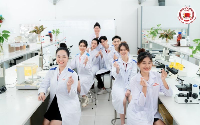 Tại sao học Dược lại mất thời gian khác nhau?