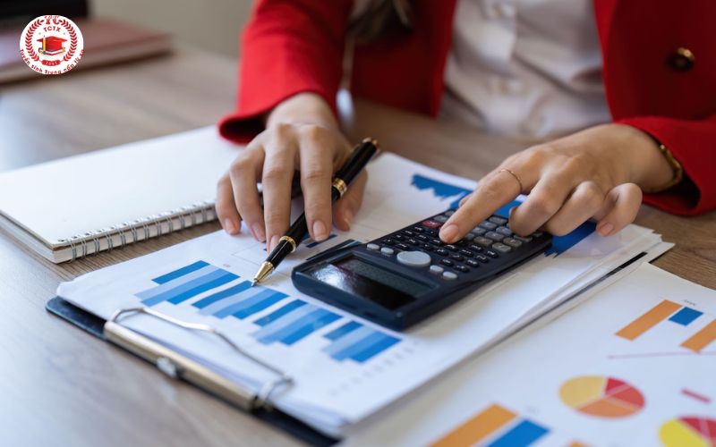 Học xong Trường đào tạo ngành Kế toán online ra làm gì?