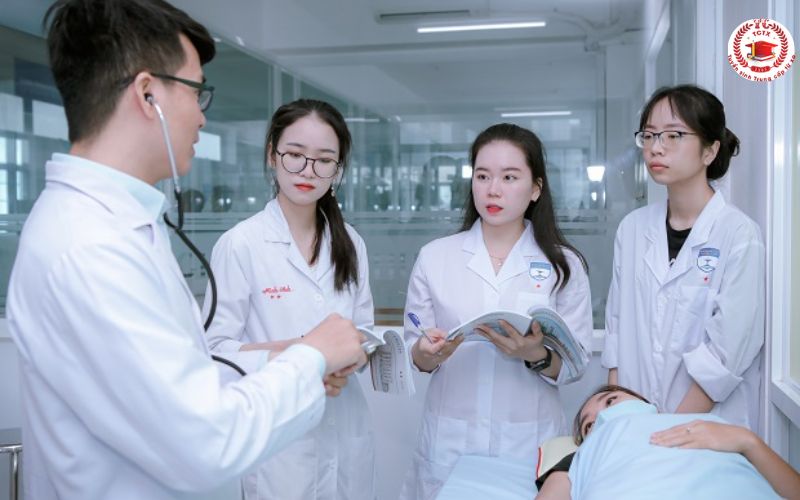 Có nên học liên thông Điều dưỡng không?