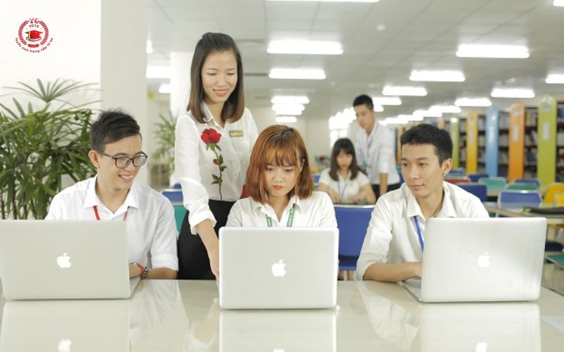 Vì sao nhiều người chọn học văn bằng 2 ngành Công nghệ thông tin?