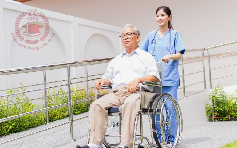 Chương trình đào tạo ngành Điều dưỡng hệ Trung cấp