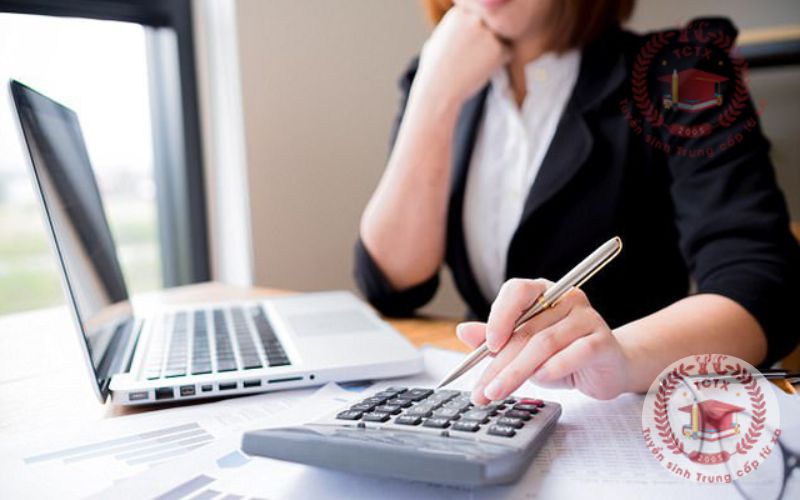 Nên đăng ký học Trung cấp Kế toán doanh nghiệp online ở đâu?