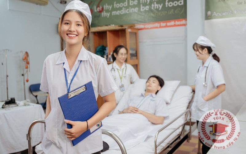 Thời gian học liên thông Trung cấp ngành Y sĩ đa khoa online