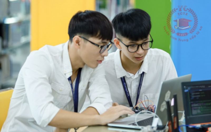 Vì sao nhiều người lựa chọn học liên thông từ Trung cấp lên Cao đẳng Công nghệ thông tin?