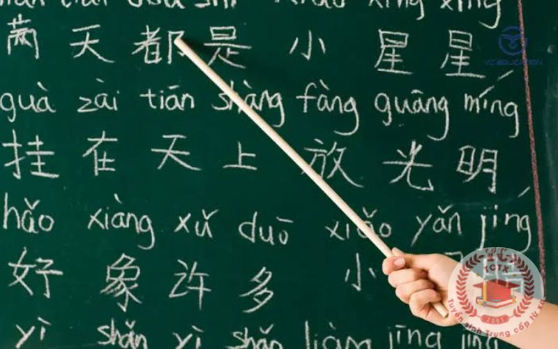 Học ngoài giờ hành chính có phù hợp với người đi làm không?