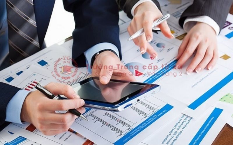 Ai phù hợp với lớp Kế toán học ngoài giờ hành chính?