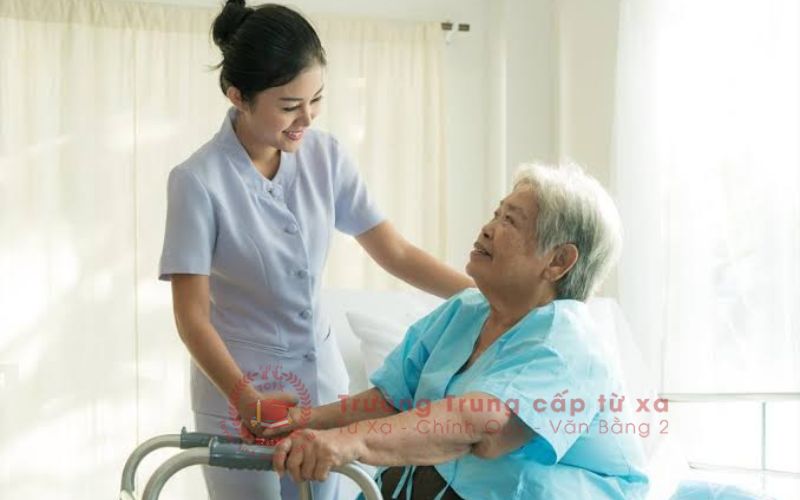 Nên học Trung cấp Điều dưỡng cuối tuần ở đâu?