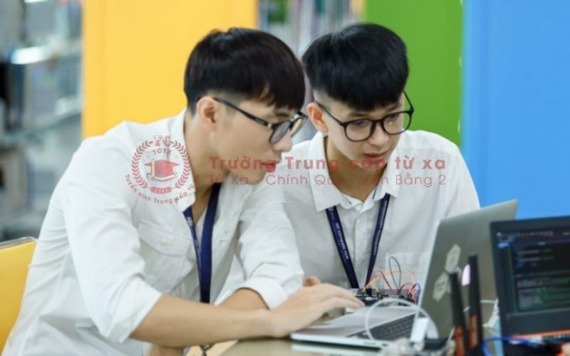Trung cấp Công nghệ thông tin học cuối tuần sẽ được học những gì?