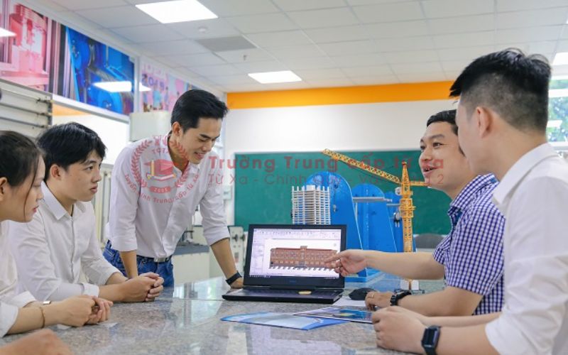 Trường Trung Cấp Từ Xa có phù hợp để học Trung cấp Kỹ thuật xây dựng học cuối tuần?