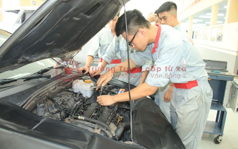Học phí Cao đẳng ô tô