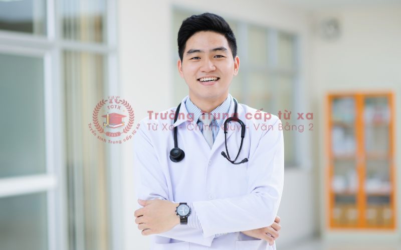 Bậc lương Trung cấp Y sĩ