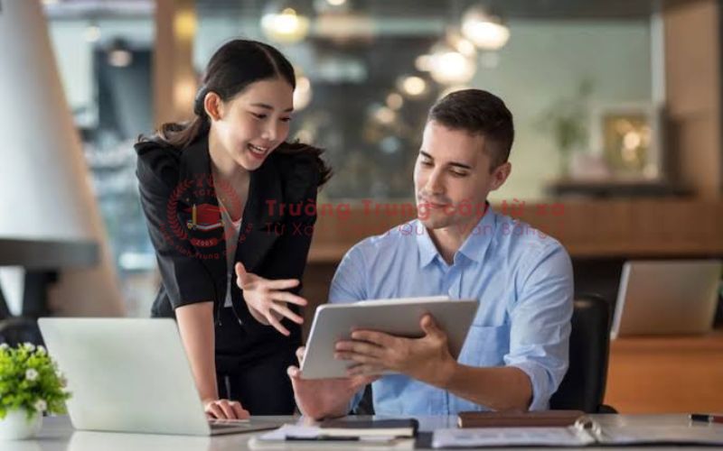 Khóa học Quản trị kinh doanh