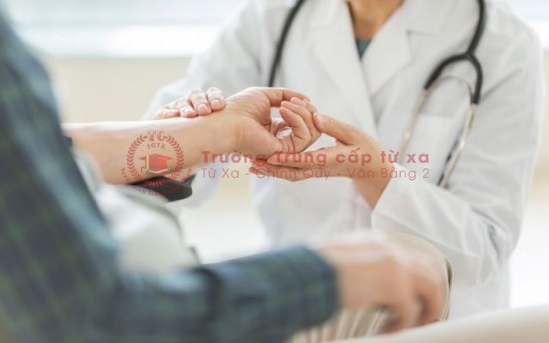 Lớp học Trung cấp Y sĩ đa khoa online mở ở đâu?
